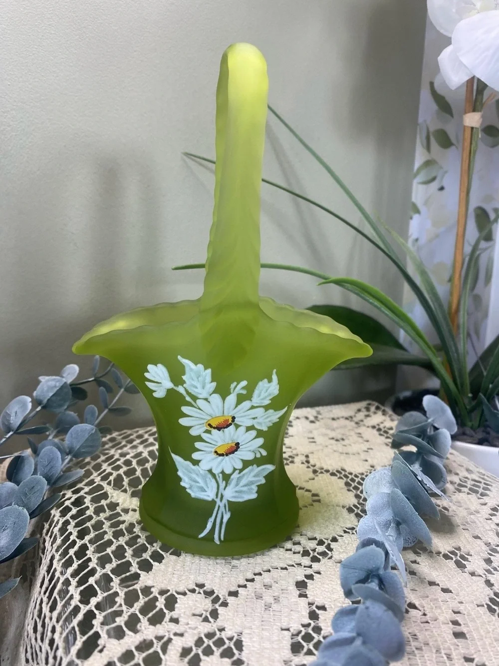🌼 Vintage Westmoreland Green Satin Glass Basket 🌼